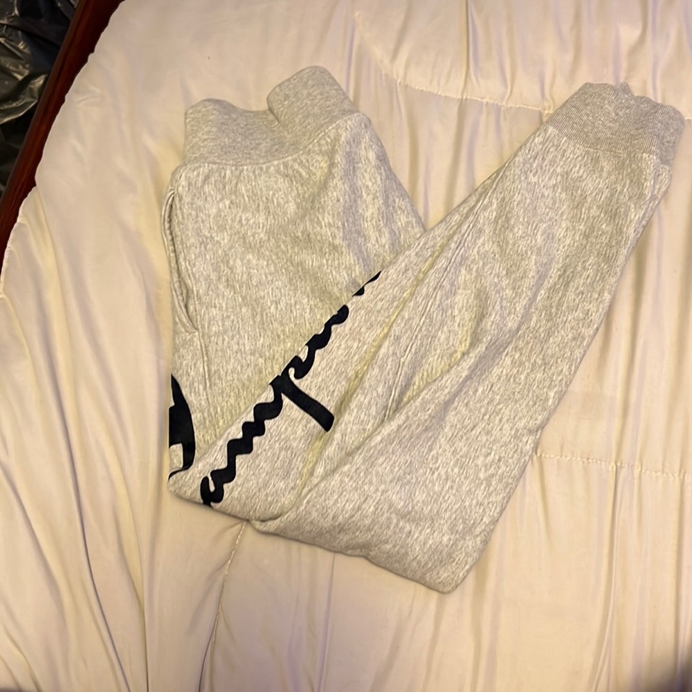 Light tight fitting champion sweatpants